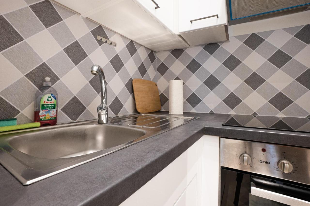 Apartment In The Central Area. 5 Minute'S Walk To The Danube. Vienna Luaran gambar