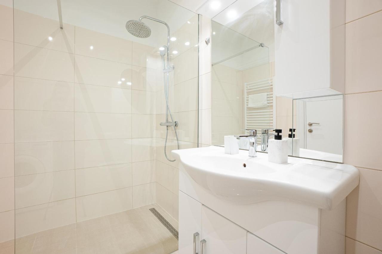 Apartment In The Central Area. 5 Minute'S Walk To The Danube. Vienna Luaran gambar